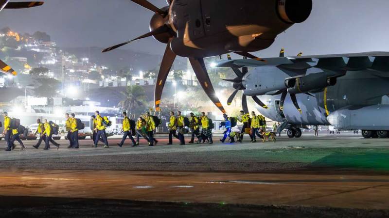 Personal de apoyo del THW ©Bundeswehr/Marc Tessensohn