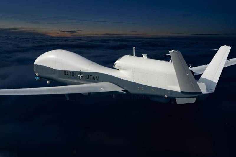 Un MQ-4C Triton. Durante la reciente Cumbre de la OTAN celebrada en Ankara, los aliados anunciaron la adquisición de hasta cinco aeronaves MQ-4C Triton propiedad de la OTAN, que complementarán la flota de RQ-4D Phoenix operada por la NISRF. (Foto: Northrop Grumman)