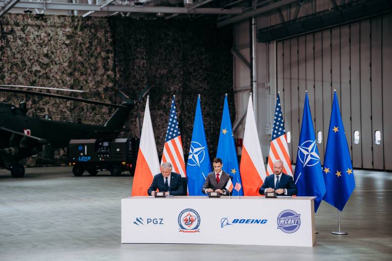 WZL-1, WCKBT y Boeing firman acuerdos de compensación para dar soporte a la flota de helicópteros AH-64E Apache de Polonia. Imagen: Boeing
