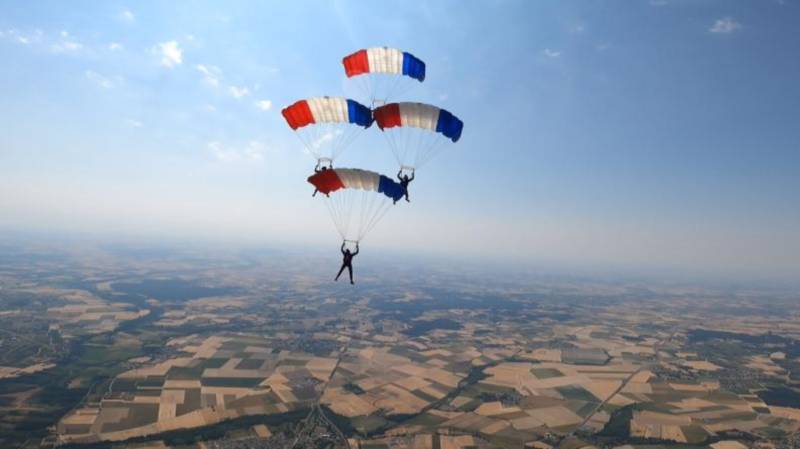 El equipo Phénix ganó el título del Campeonato de Francia de vela de contacto por cuatro personas en Saumur. ©Armée de l’Air et de l'Espace