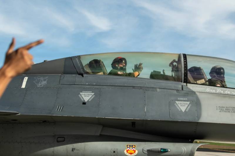 Imagen ilustrativa: Un F-16 de la 149th Fighter Wing de la Guardia Nacional Aérea de Texas durante las operaciones de entrenamiento Northern Cactus, en Alpena, Michigan, el 16 de septiembre de 2026. La aeronave de la imagen no corresponde al avión siniestrado. Foto: Air National Guard/Airman 1st Class Jonathan Rasco.