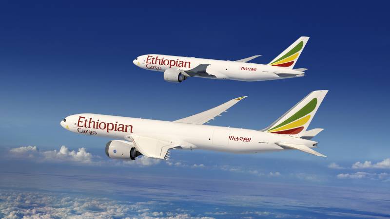 Boeing y Ethiopian Airlines anunciaron hoy que la aerolínea africana ha encargado ocho aviones de carga 777-8 y dos aviones de carga 777. La aerolínea combinará el rendimiento comprobado del avión de carga 777 con las capacidades de la próxima generación 777X del nuevo avión de carga 777-8 para ampliar su flota de aviones de carga Boeing. ©Boeing