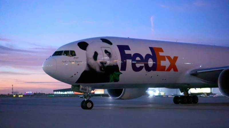 ©FedEx Corp.