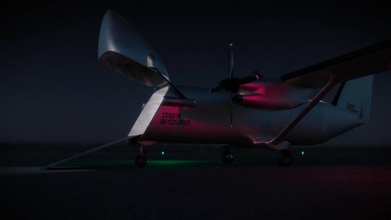 El concepto Cessna SkyCourier UX explora las operaciones de reabastecimiento autónomo para fuerzas dispersas que operan en entornos conflictivos. Imagen: Textron