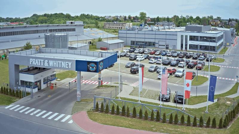Pratt & Whitney está invirtiendo 25 millones de dólares para ampliar su planta de fabricación en Niepołomice, Polonia, dedicada a la producción de conjuntos tubulares complejos para motores comerciales y militares. ©RTX